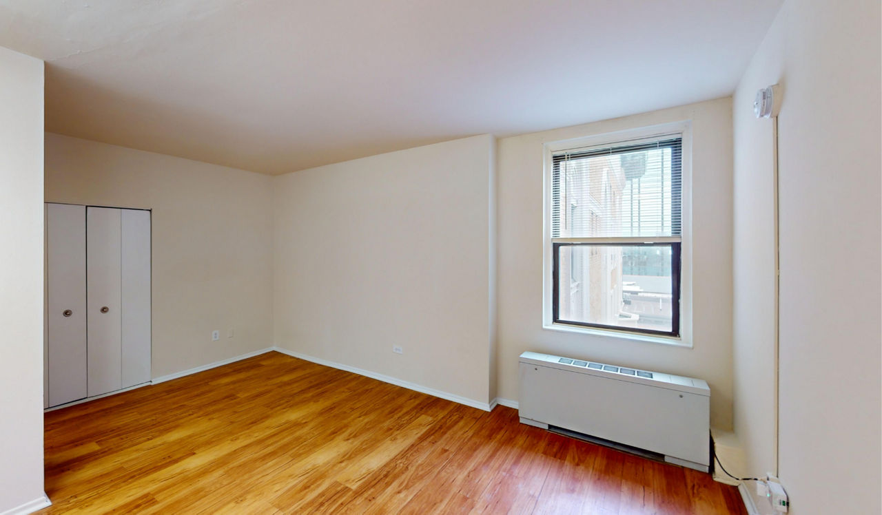 Chestnut Hall - Philadelphia, PA - Living area