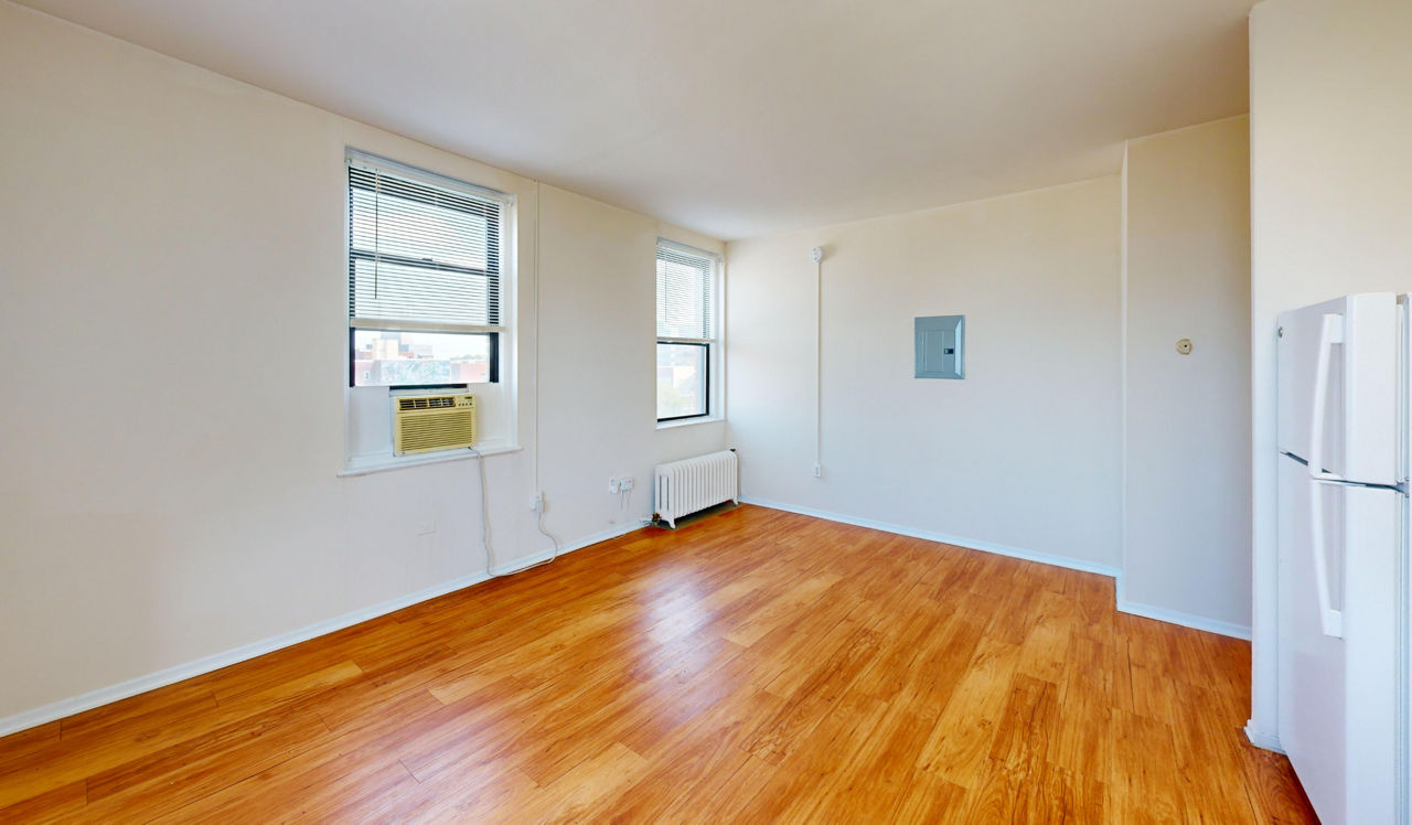 Chestnut Hall Apartments - Philadelphia, PA - kitchen