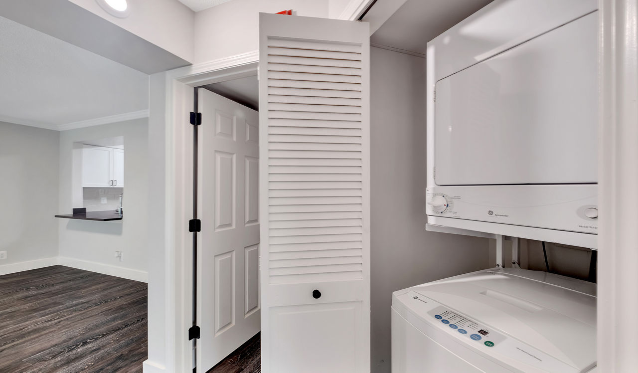 Huntington Gateway - Alexandira, VA - Laundry