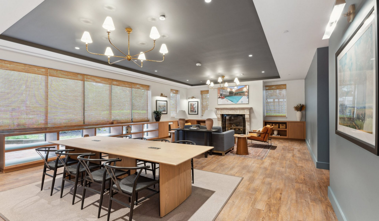 Huntington Gateway - Alexandria, VA - lounge