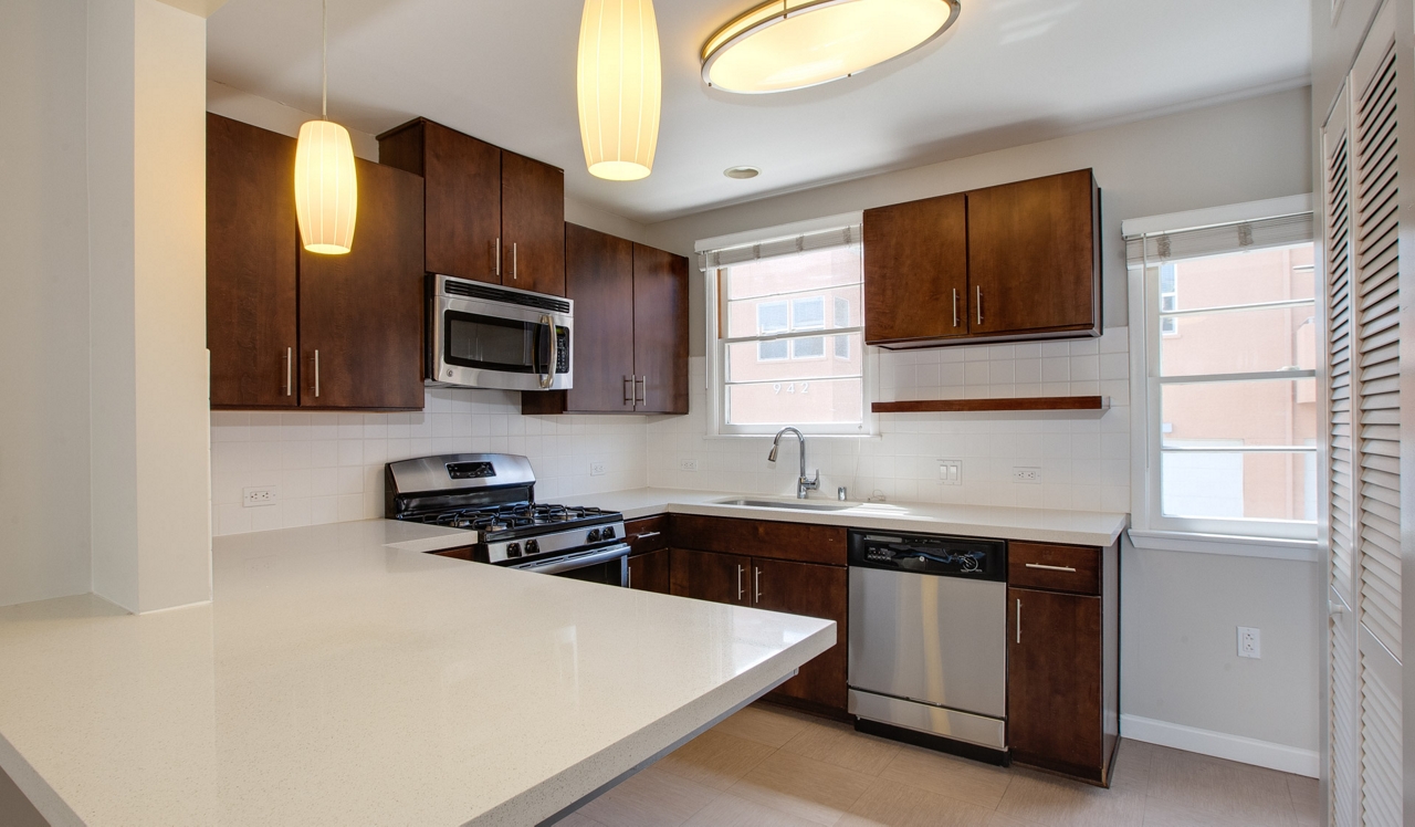 Lincoln Place - Venice, CA - Kitchen