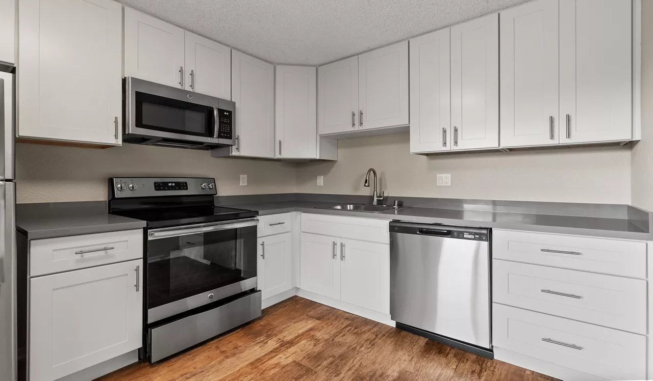 Laurel Crossing - San Mateo, CA - Kitchen
