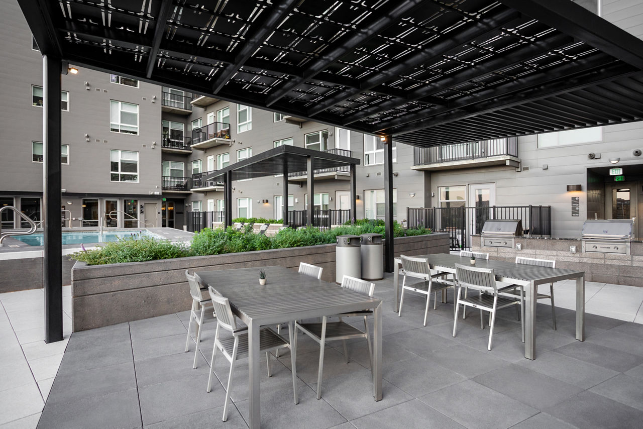 20th Street Station - Denver, CO - Outdoor Lounge