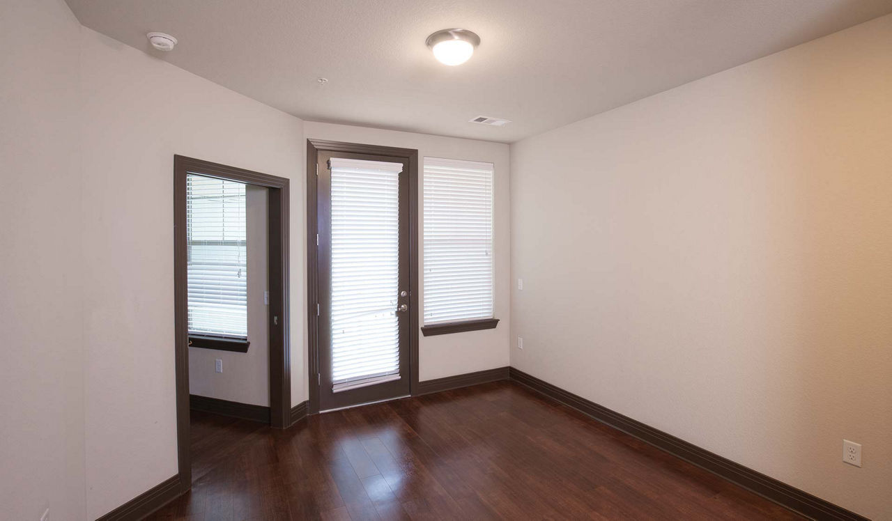 21 Fitzsimons - Aurora, CO - Living Room