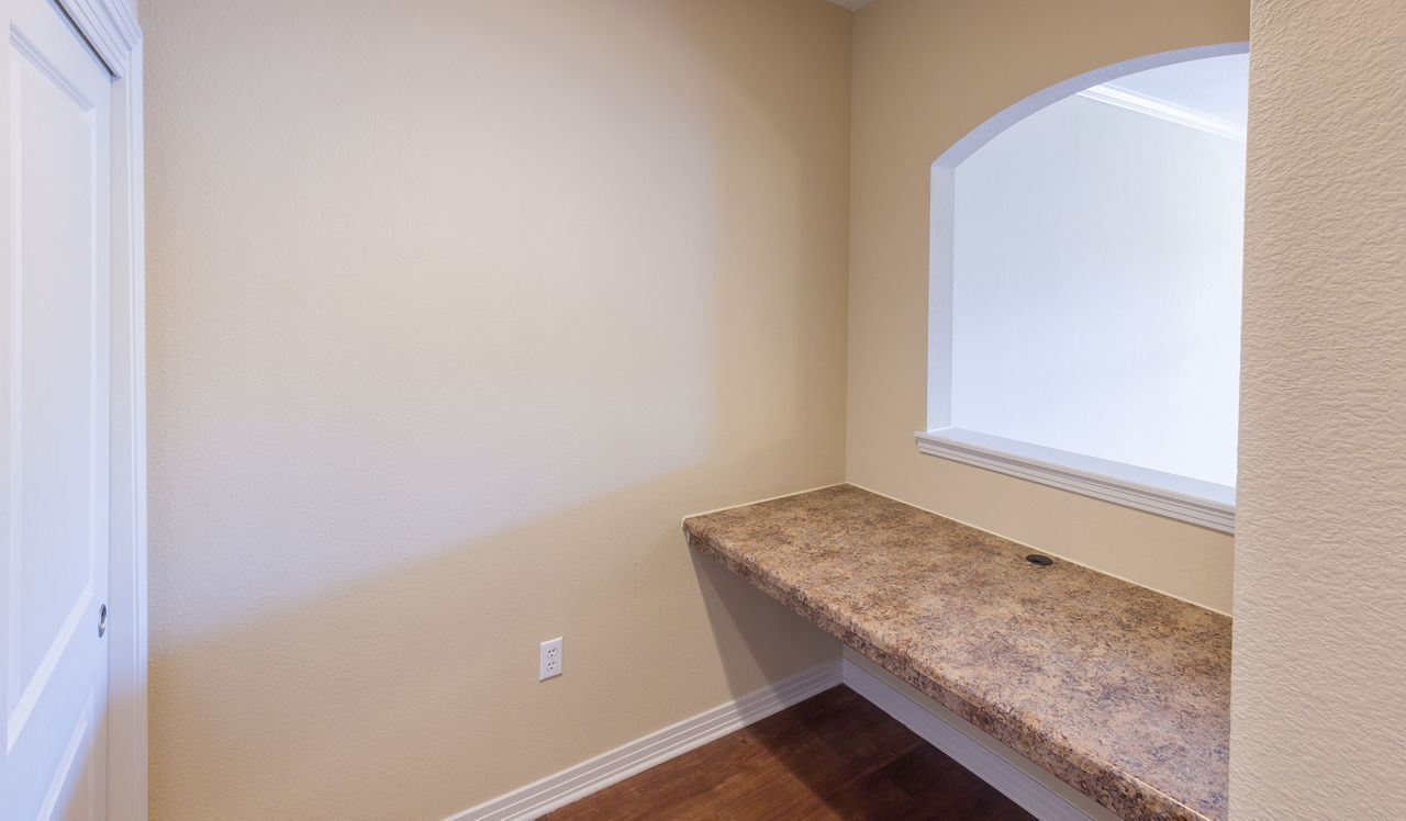 21 Fitzsimons - Aurora, CO - Office Space