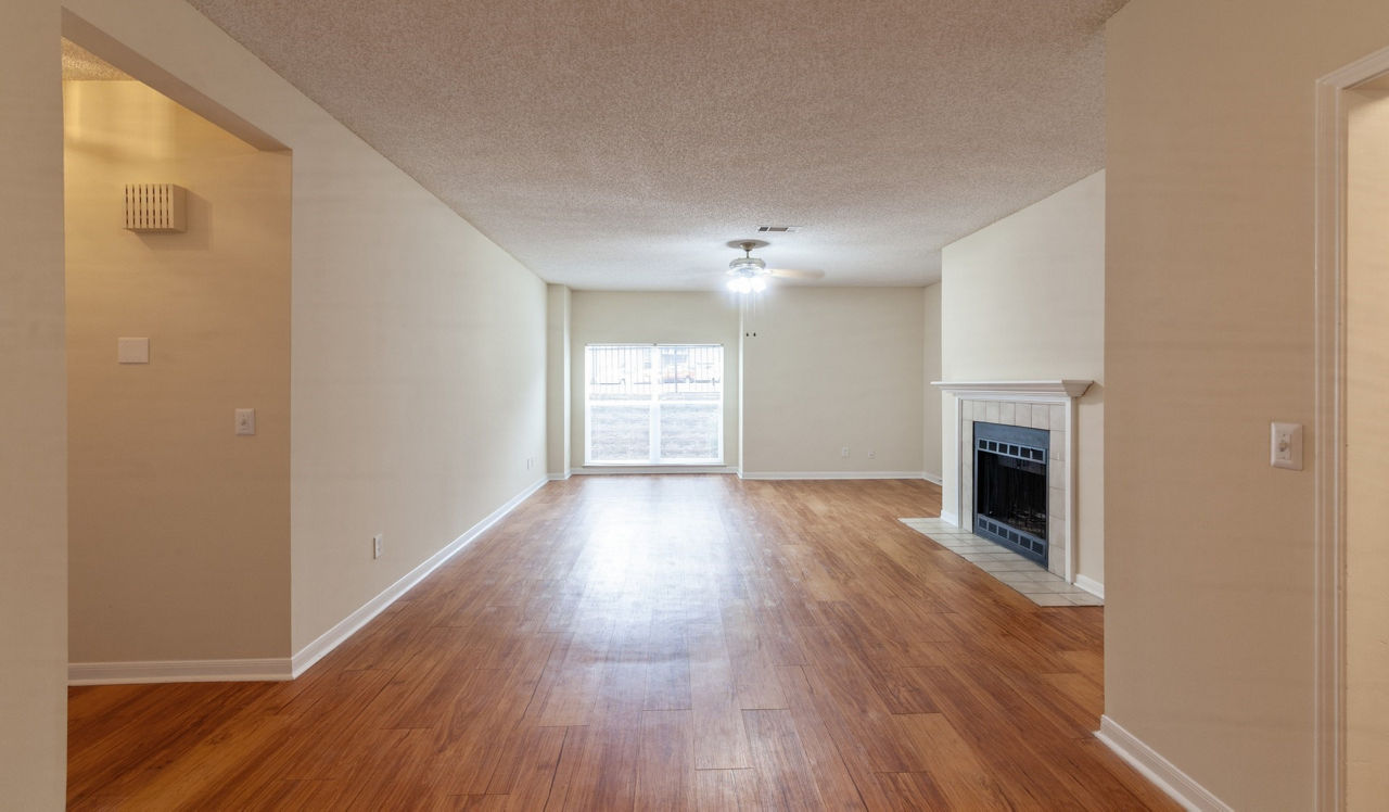 Hillmeade Apartment Homes - Nashville, TN - Living Room