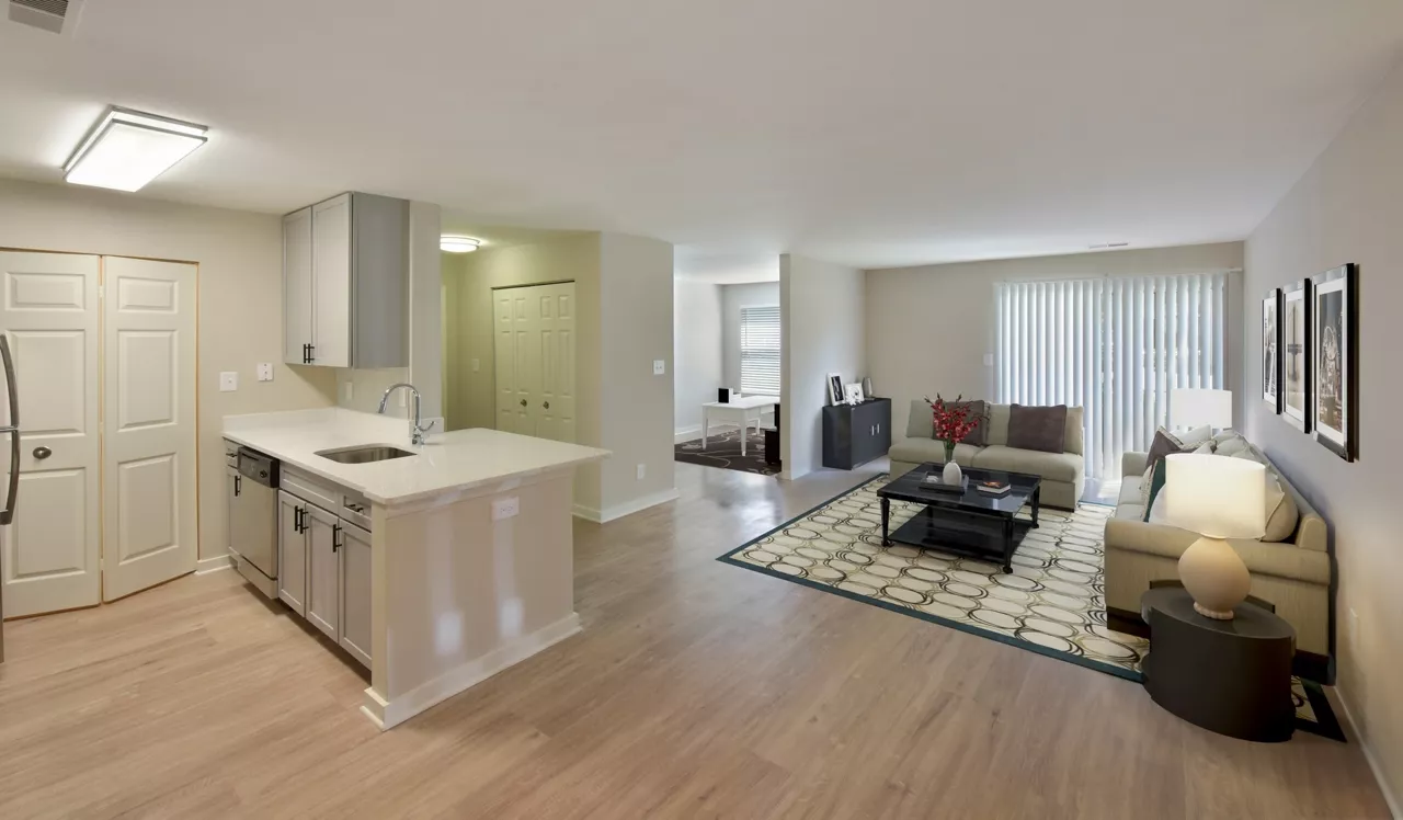 Bent Tree Apts - Centreville - Premier living room