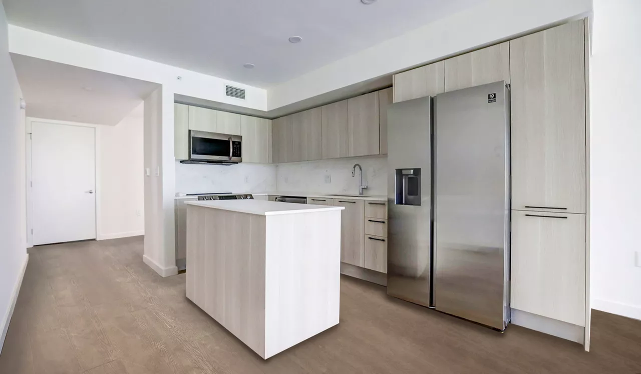 Flamingo Point - Miami, FL - Kitchen