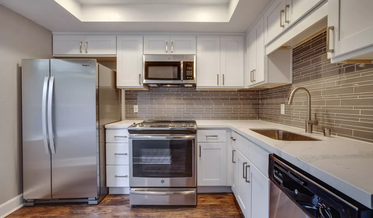 3440 Avenue of the Arts - Costa Mesa, CA - Kitchen