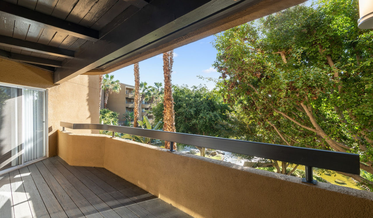 3400 Avenue of the Arts - Costa Mesa, CA - Balcony