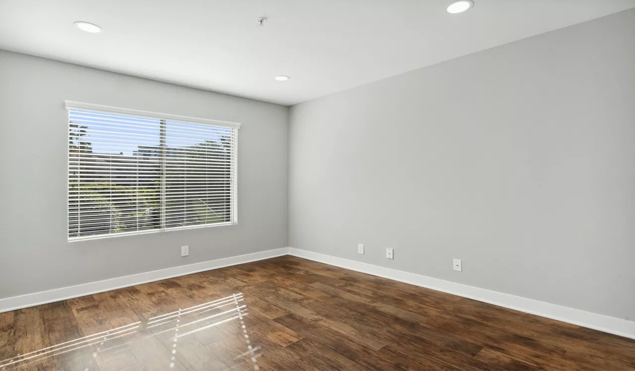 3400 Avenue of the Arts - Costa Mesa, CA - Bedroom