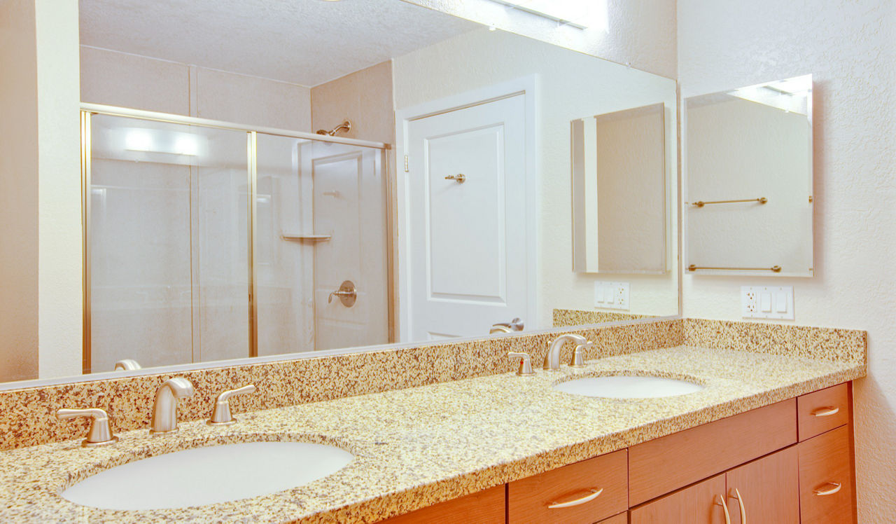 3400 Avenue of the Arts - Costa Mesa, CA - Bathroom