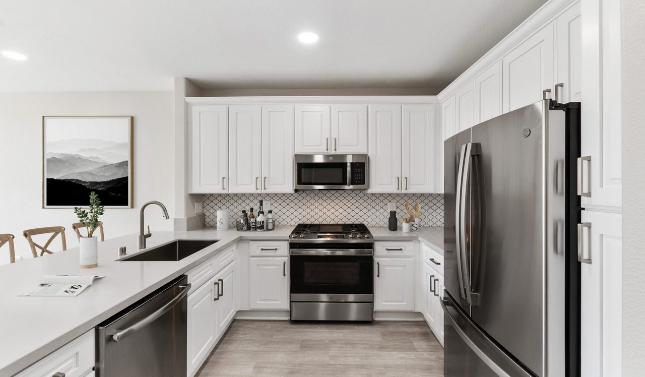 Palazzo West - Los Angeles, CA - kitchen