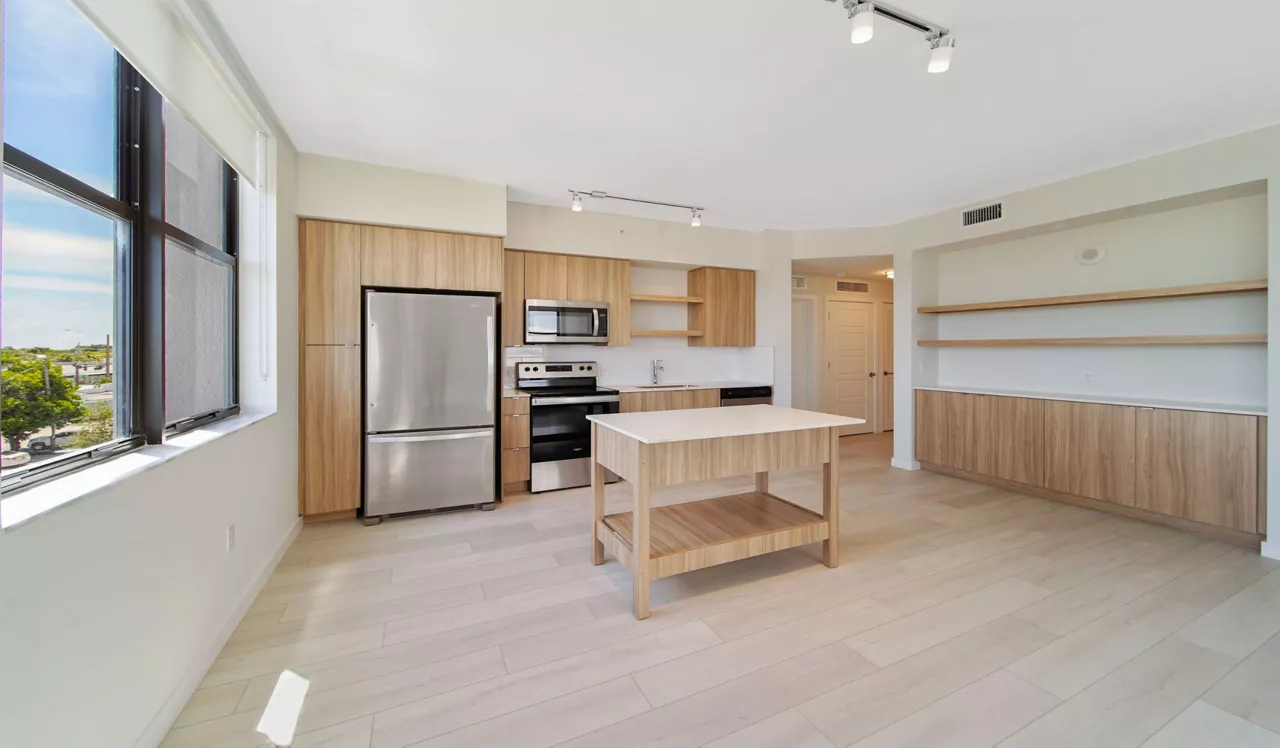 The District at Flagler Village - Fort Lauderdale, FL - Kitchen
