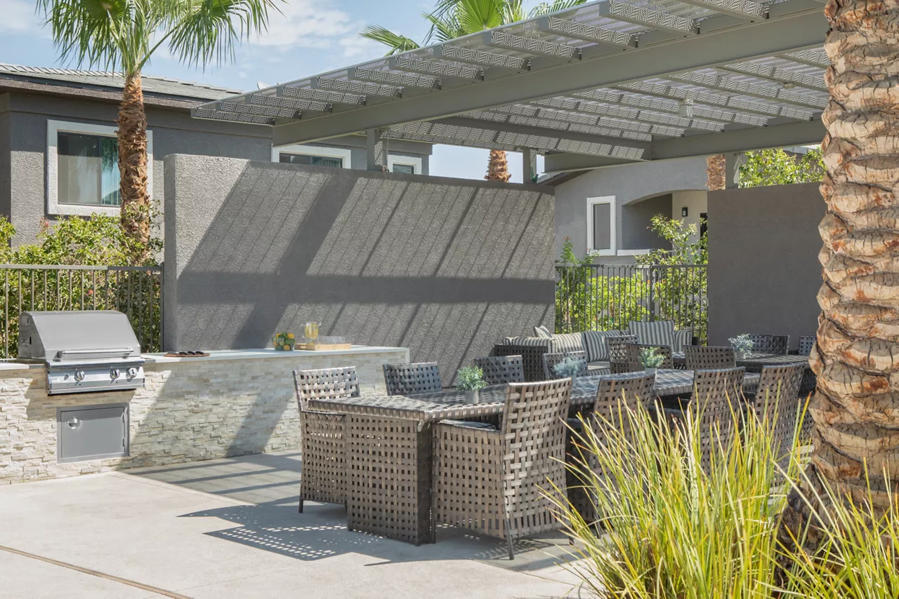 Union Apartments in Las Vegas, NV - Grill Area