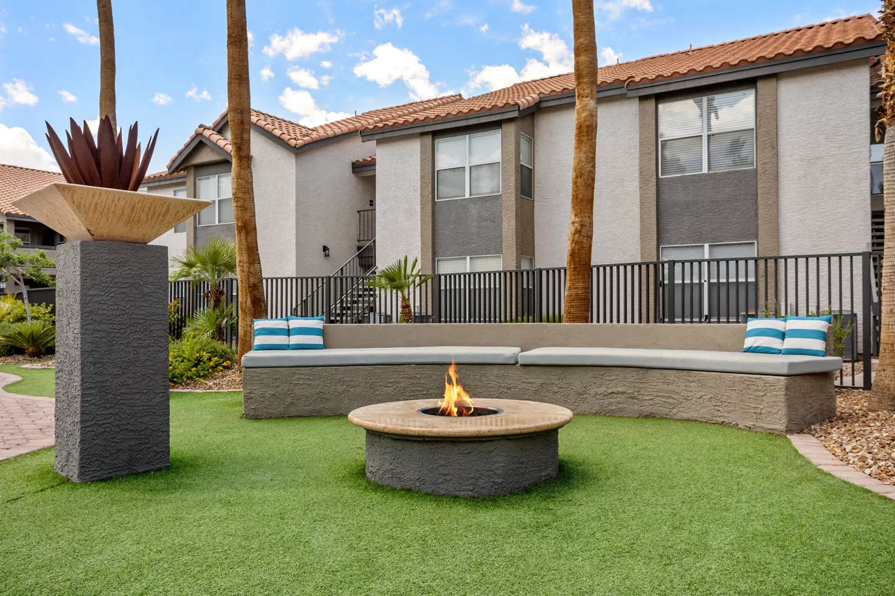 Solis Flamingo in Flamingo Road, NV - Fire Pit