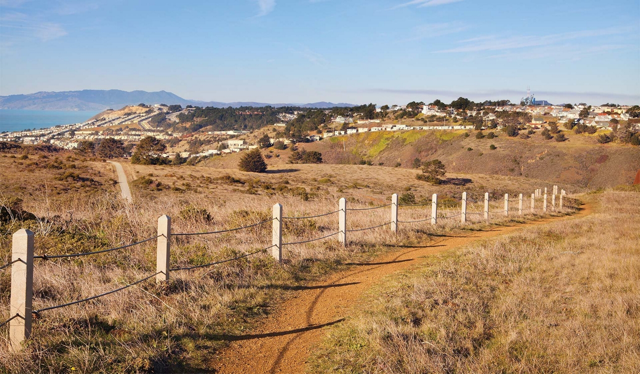 Pacific Bay Vistas - San Bruno, CA - Hiking Parks.<div style="text-align: center;">&nbsp;</div>
<div style="text-align: center;">Enjoy the over 90 biking trails located near Pacific Bay Vistas. The San Andreas Trail and Sweeney Ridge are both within 4 miles of your front door.</div>
