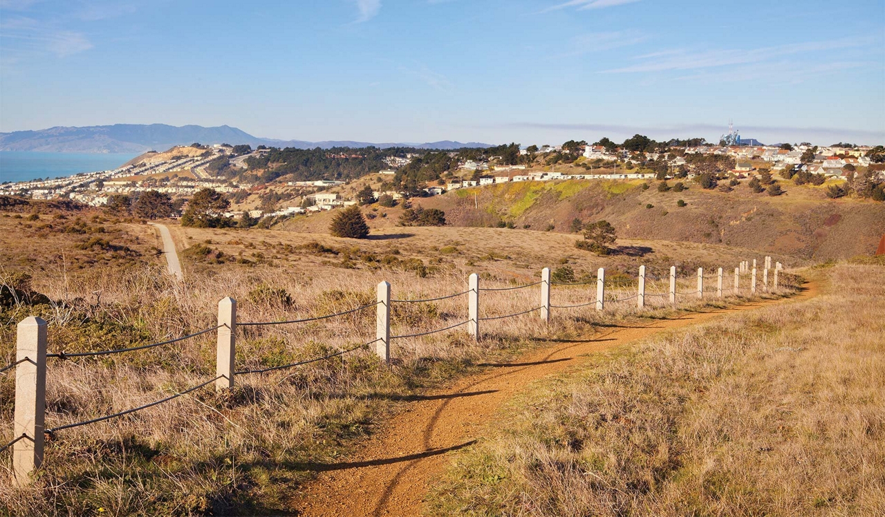 Pacific Bay Vistas - San Bruno, CA - Hiking Parks.<div style="text-align: center;">&nbsp;</div>
<div style="text-align: center;">Enjoy the over 90 biking trails located near Pacific Bay Vistas. The San Andreas Trail and Sweeney Ridge are both within 4 miles of your front door.</div>
