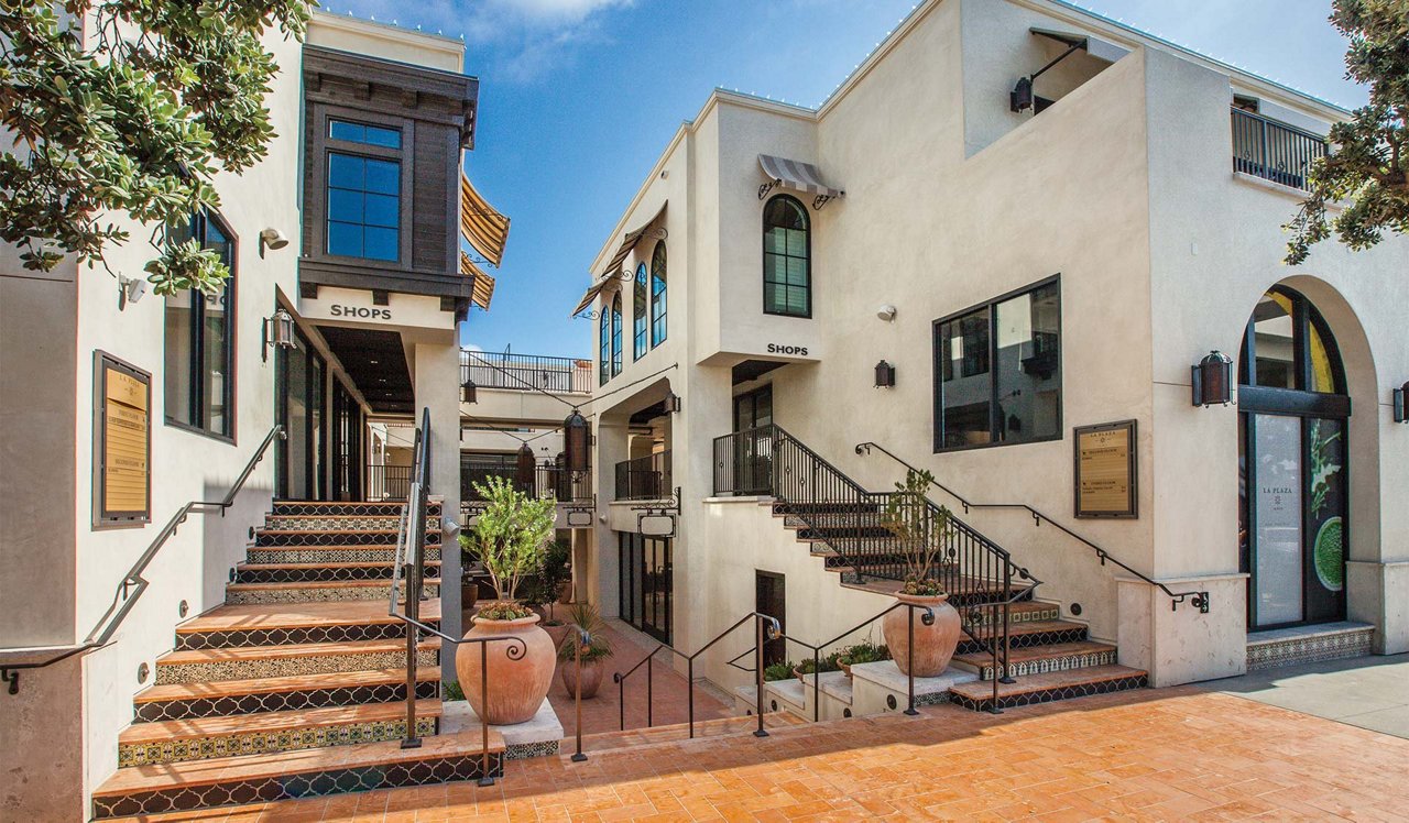 Ocean House Apartments - La Jolla, CA - Shops.<div style="text-align: center;">&nbsp;</div>
<div style="text-align: center;">Embrace the luxurious coastal lifestyle of La Jolla.</div>
