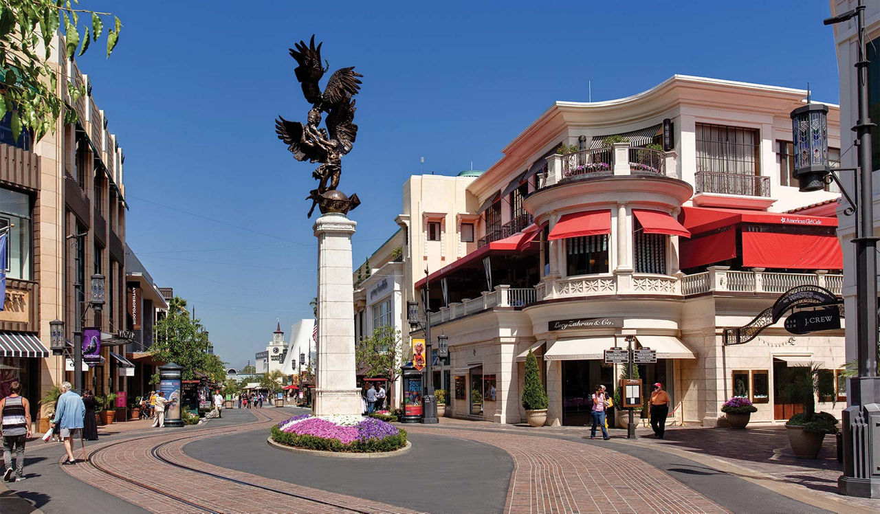 Broadcast Center - Los Angeles, CA - Mall