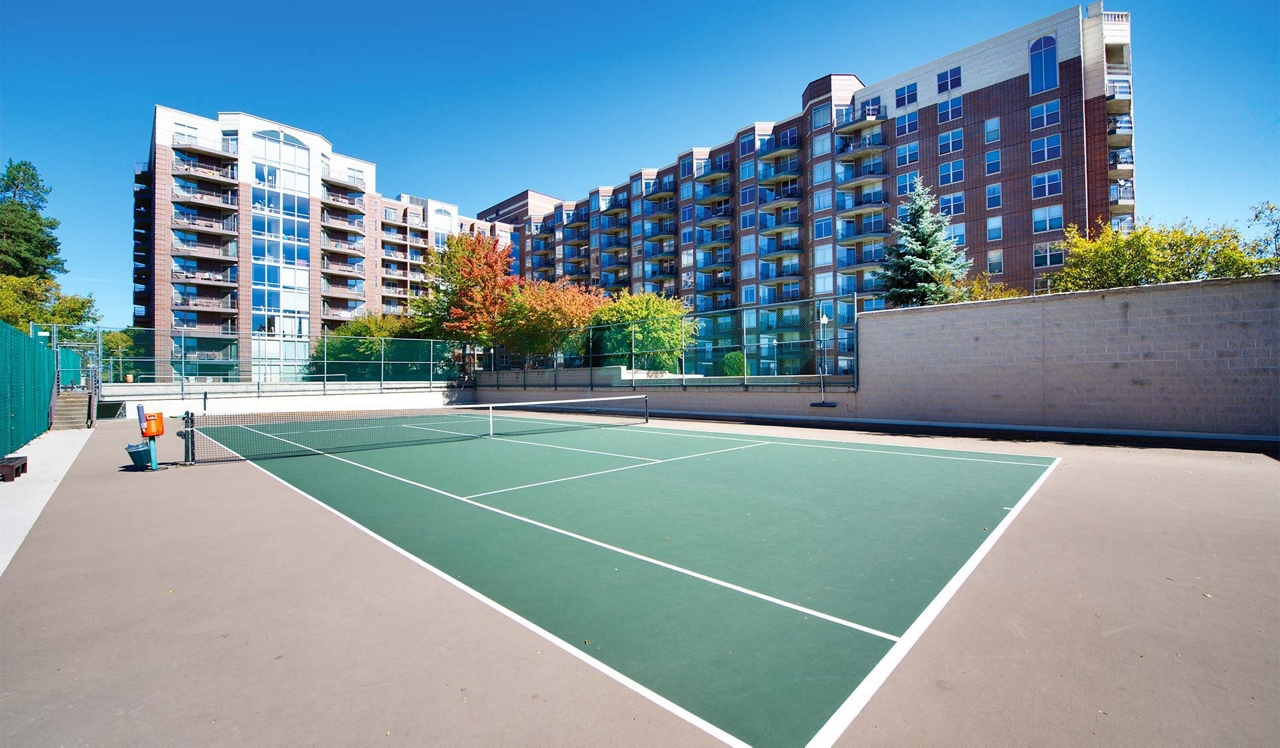 The Beach Club Residences, Minneapolis, MN - Tennis Court