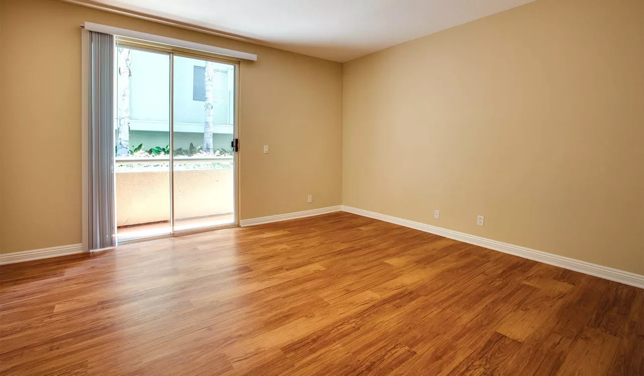 HillCreste - Los Angeles, CA - Bedroom