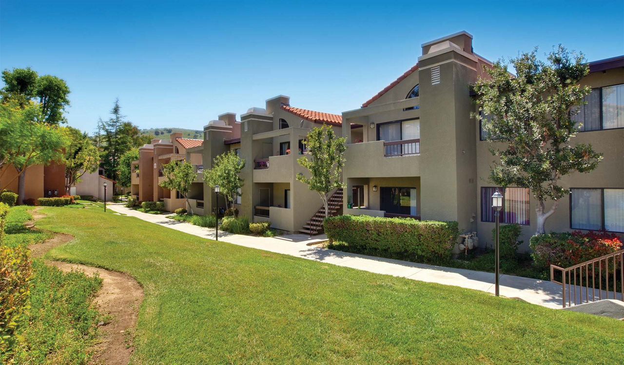 Malibu Canyon - Calabasas, CA - Exterior