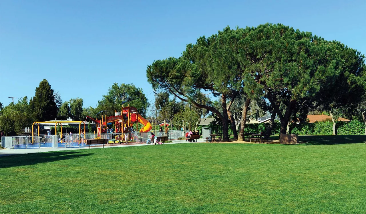 Laurel Crossing Apartment Homes - San Mateo, CA - 