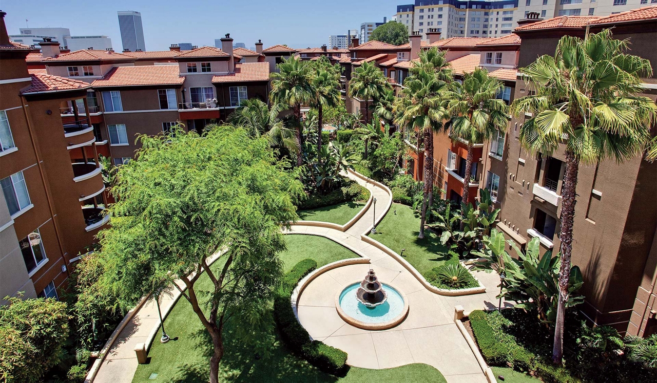 Villas at Park La Brea - Los Angeles, CA - Exterior.
