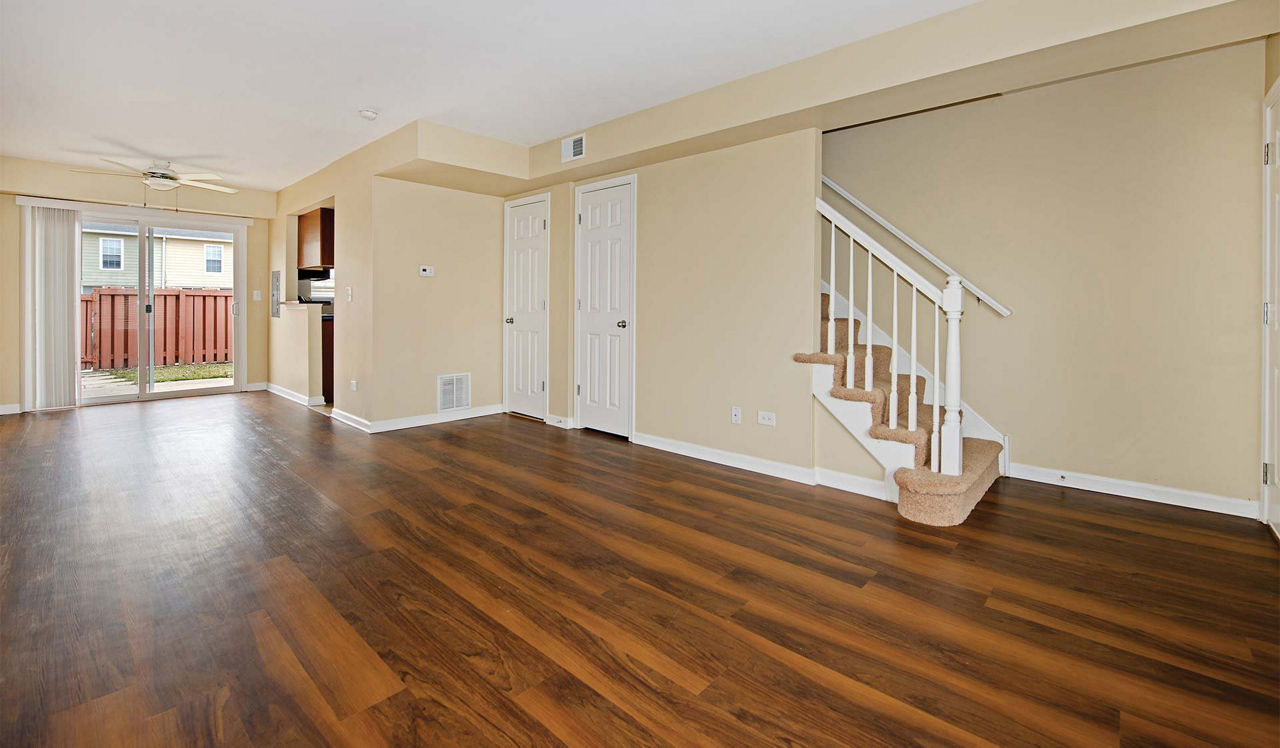 WIllow Bend - Rolling Meadows, IL - Living Room