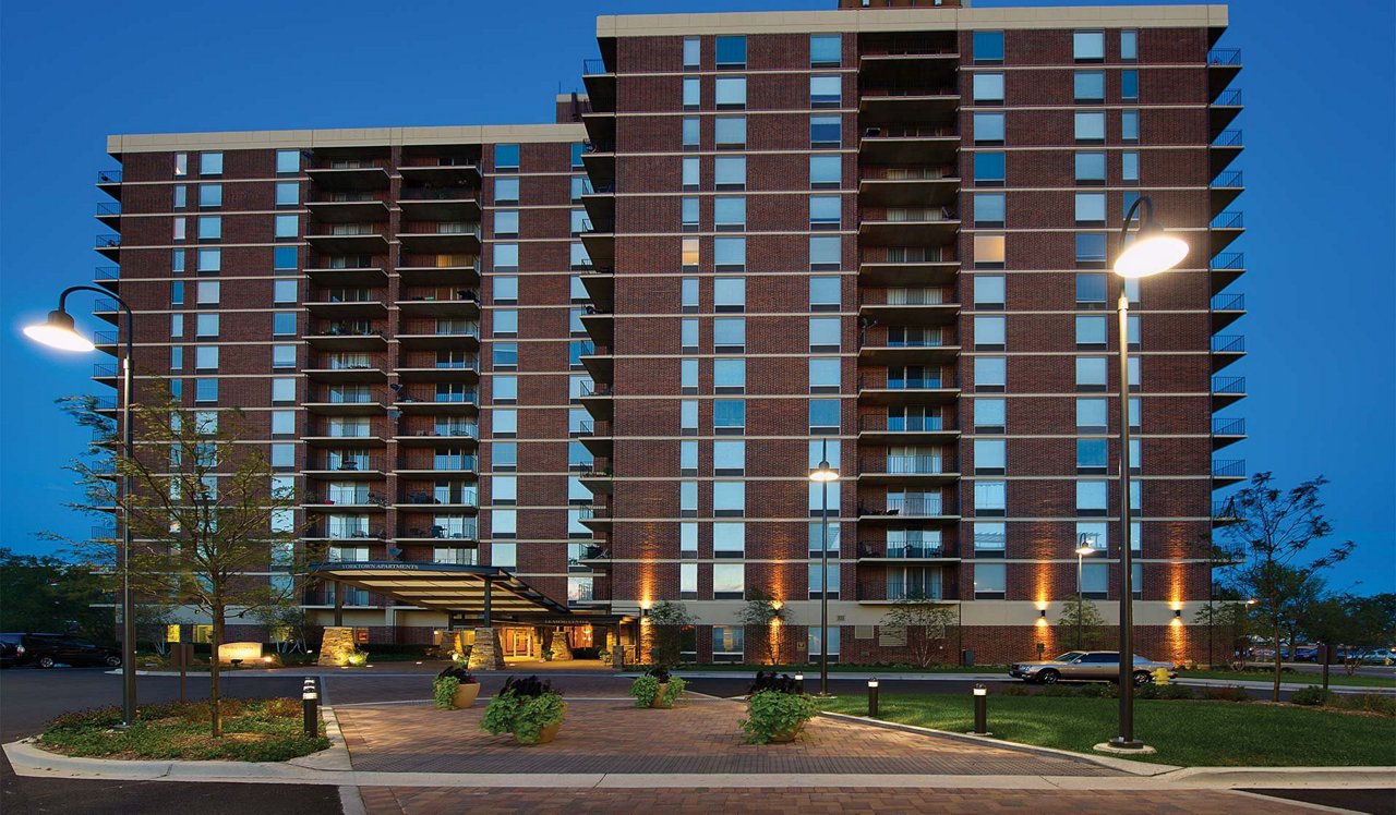 Yorktown Lombard, IL Gallery