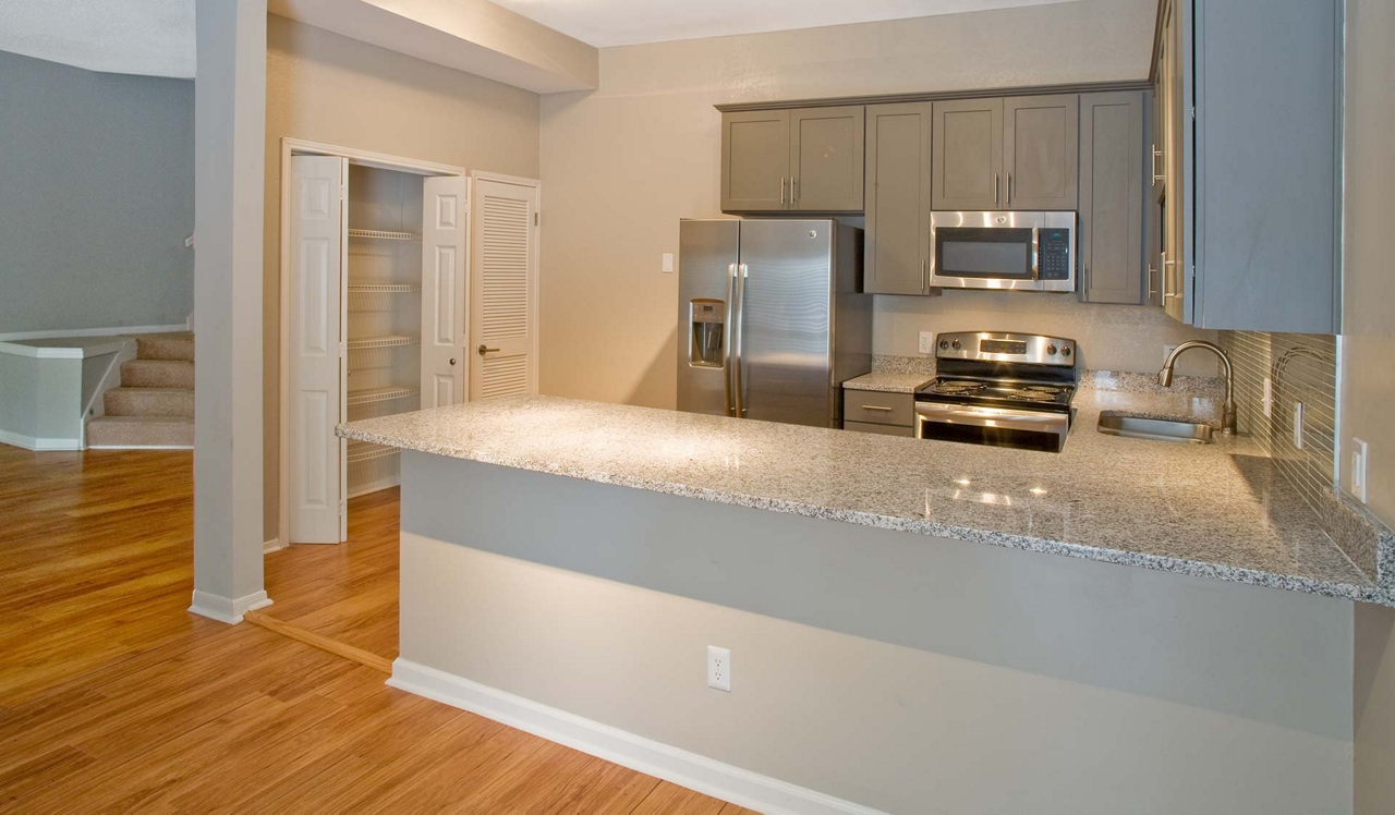 Hillmeade Apartments - Nashville, TN - Interior Kitchen