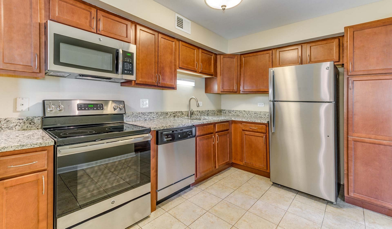 Willow Bend - Rolling Meadows, IL - Kitchen
