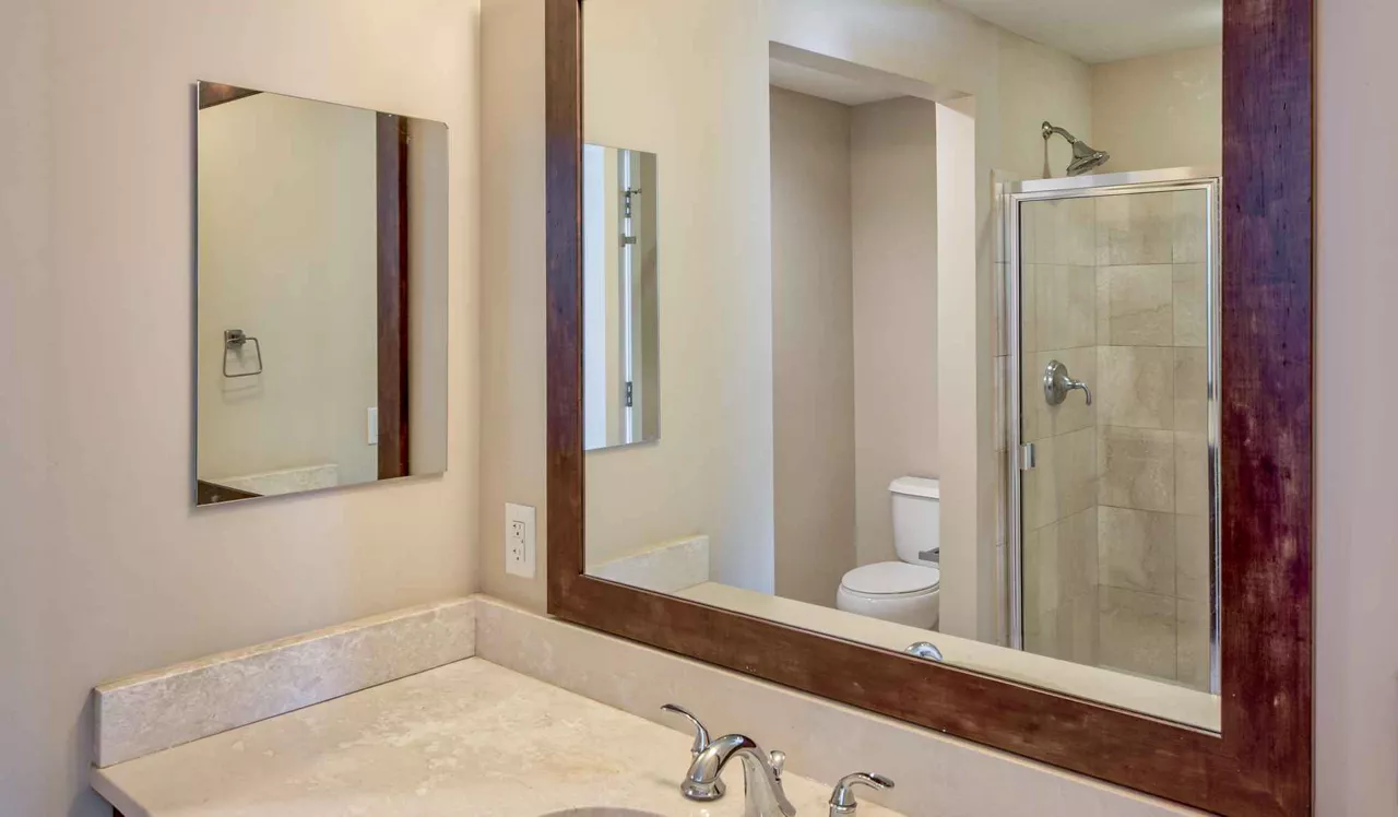 777 South Broad - Philadelphia, PA - Bathroom