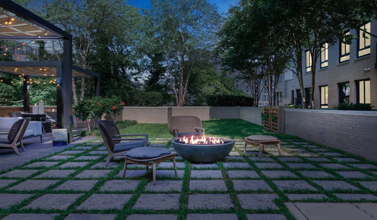 Avery Row - Arlington, VA - Patio