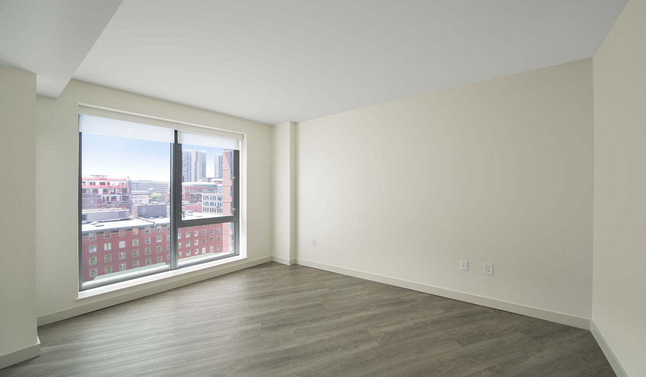 One Canal Apartments - Boston, MA - bedroom