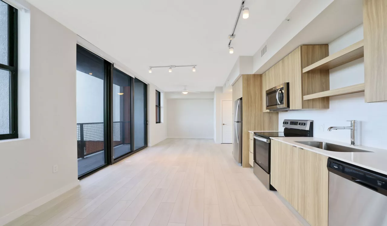 The District at Flagler Village - Fort Lauderdale, FL - Kitchen