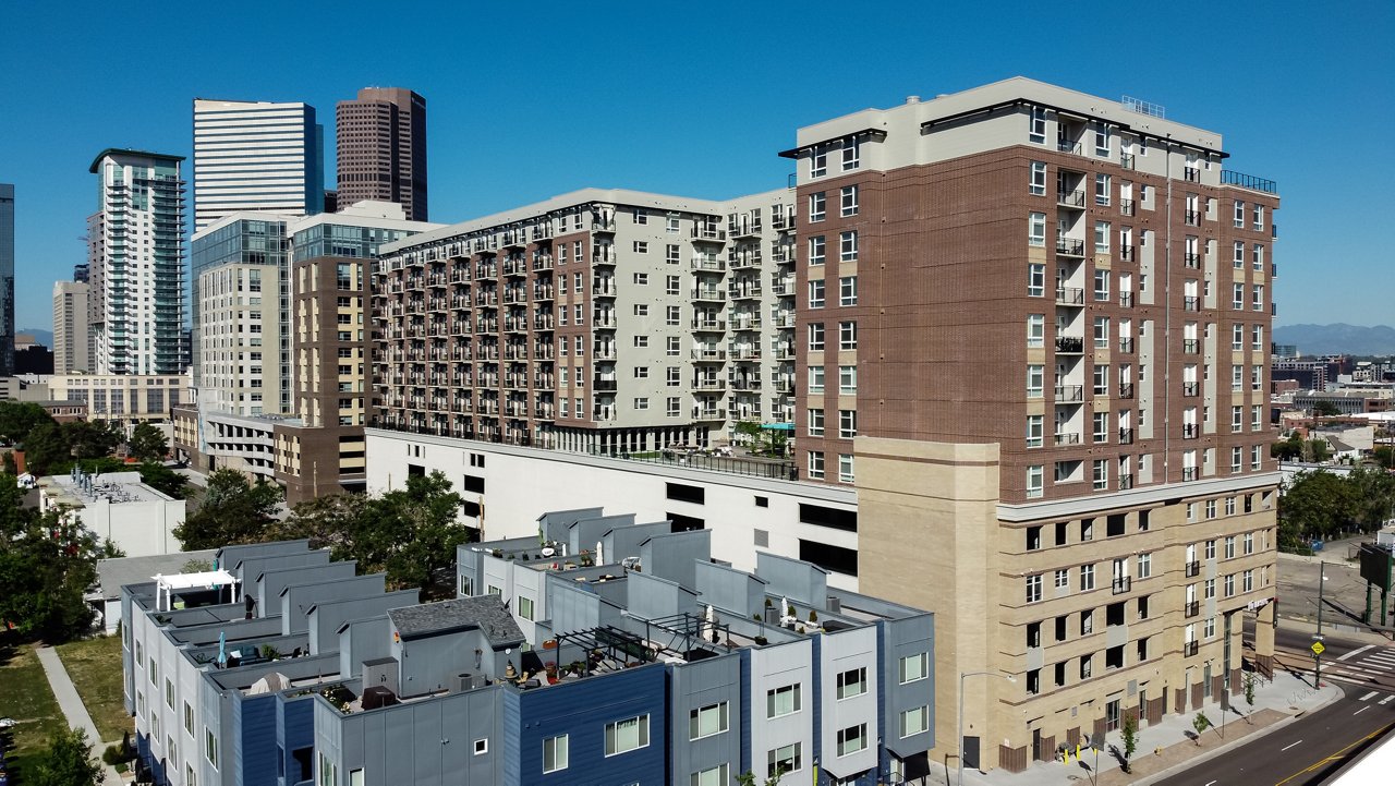 Arapahoe Square - Downtown Denver Apartments