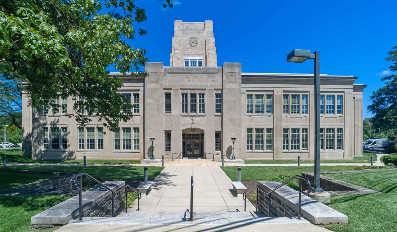 One Ardmore Place - Luxury Philadelphia Apartments - Lower Merion Schools.<p style="text-align: center;">&nbsp;</p>
<p style="text-align: center;">Located in the Lower Merion School District, one of the top ranked within Pennsylvania’s school districts.</p>
