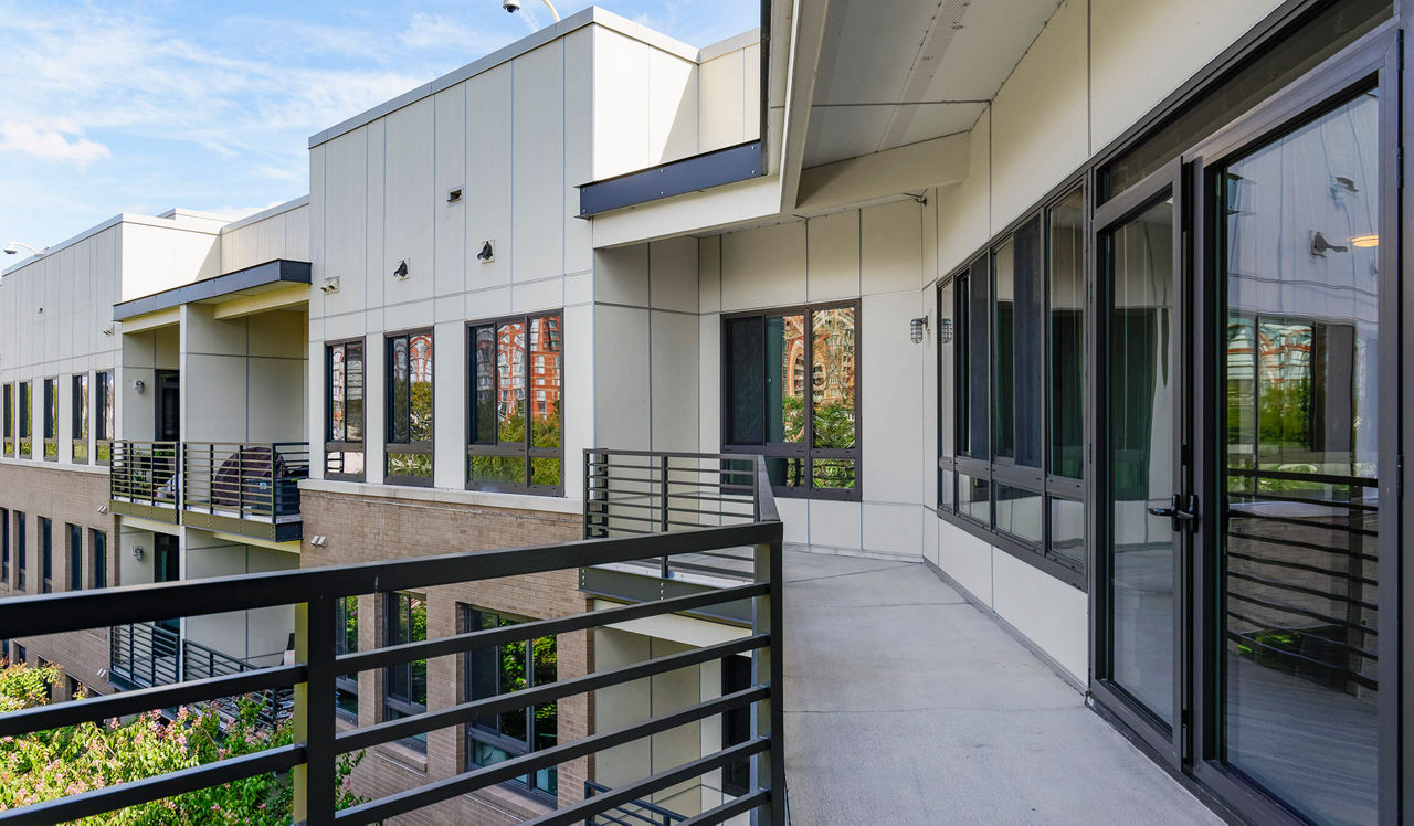 Avery Row - Arlington VA - Balcony