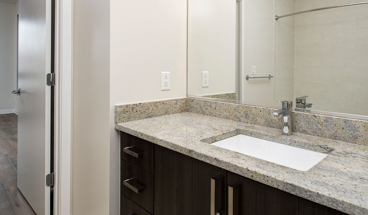 Avery Row - Arlington VA - Bathroom