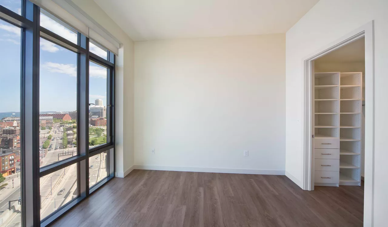 One Canal Apts - Boston, MA - Bedroom