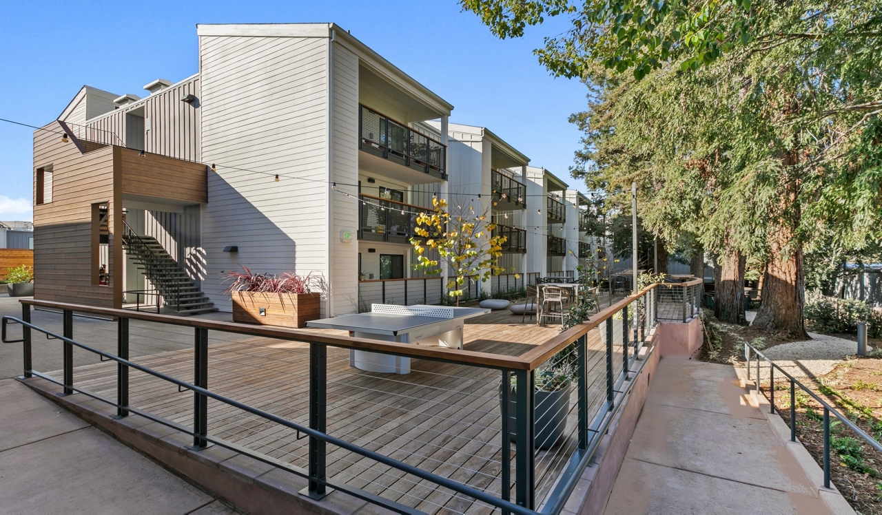 707 Leahy Apartment, Redwood City, CA, patio