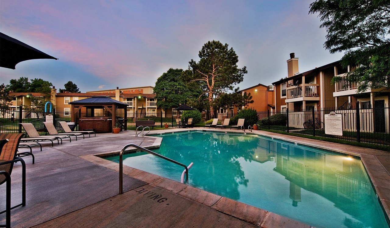 Creekside Apartments in Denver, CO - Resort-style Pool