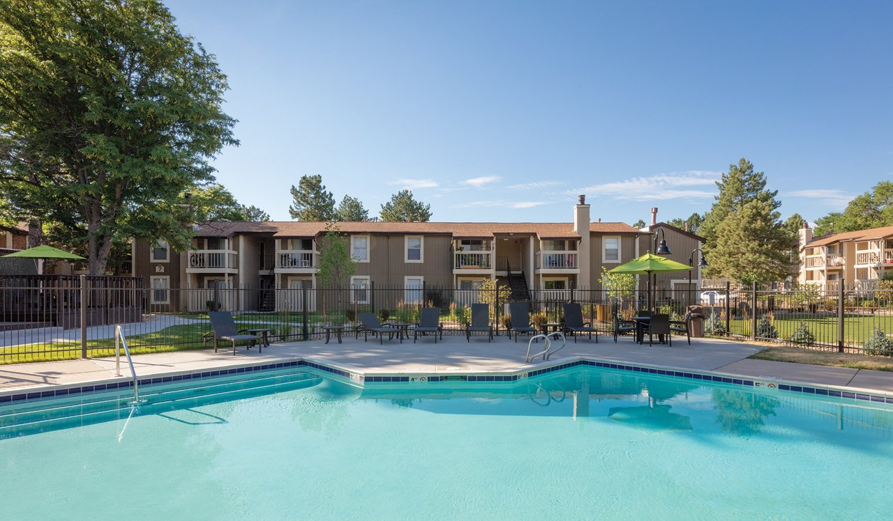 Creekside Apartments in Denver, CO - Resort-style Pool