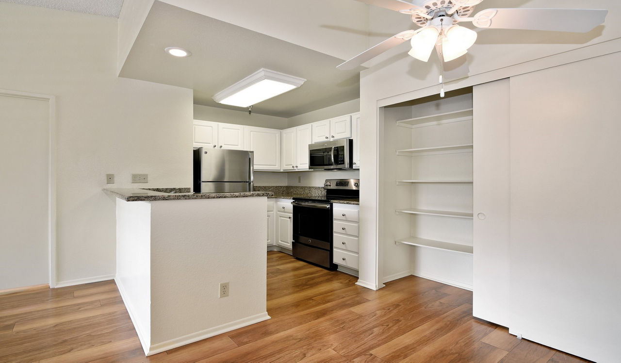 Island Club - Oceanside, CA - Kitchen