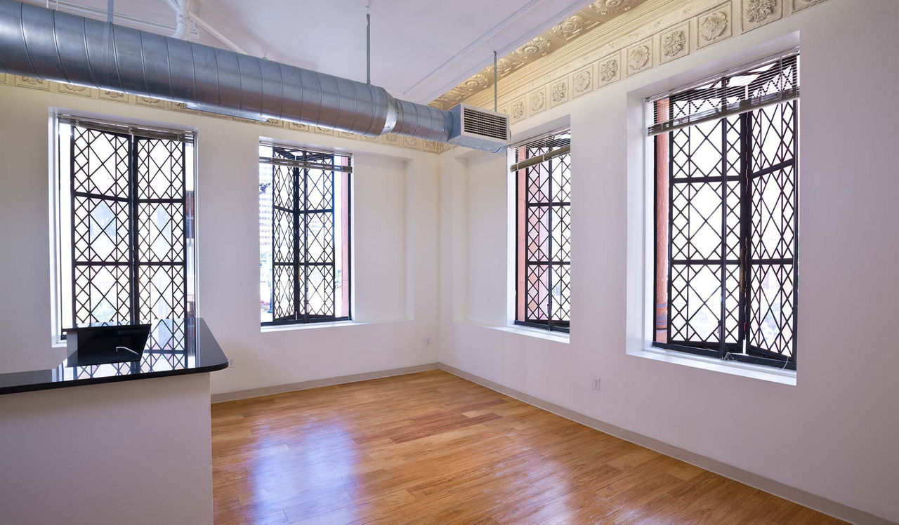 Boston Lofts - Denver, CO - Living Room