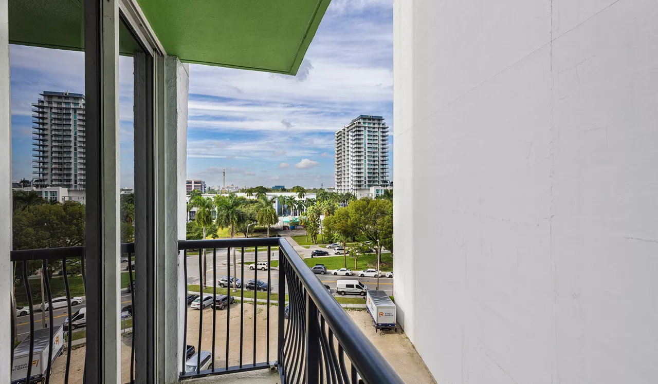 Bay Parc - Miami, FL - Balcony