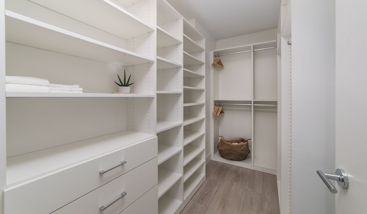 Bay Parc - Miami, FL - Closet