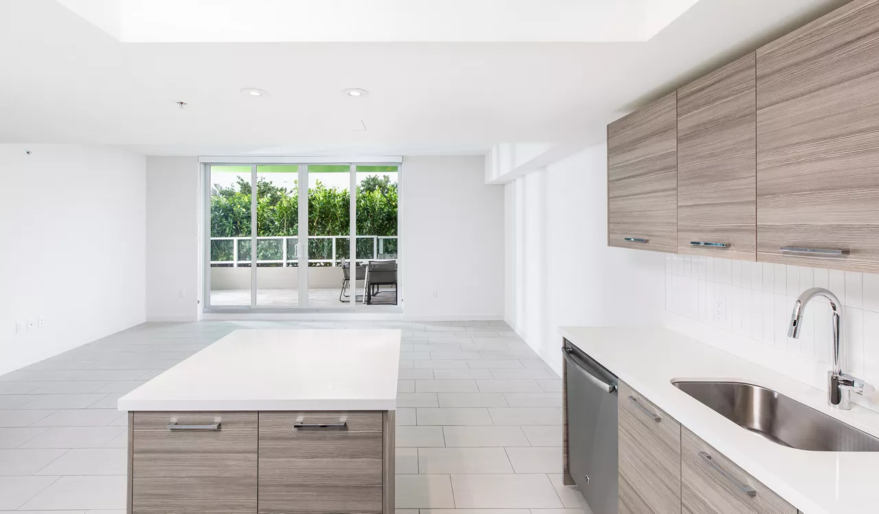 Bay Parc - Miami, FL - Kitchen